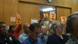 Petaluma City Council to Consider Resolution on City Cooperation with ICE on Monday